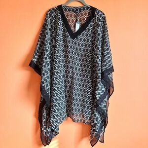 NWT Change Beach Cover Up Tunic – Black/White Geometric,  S/M